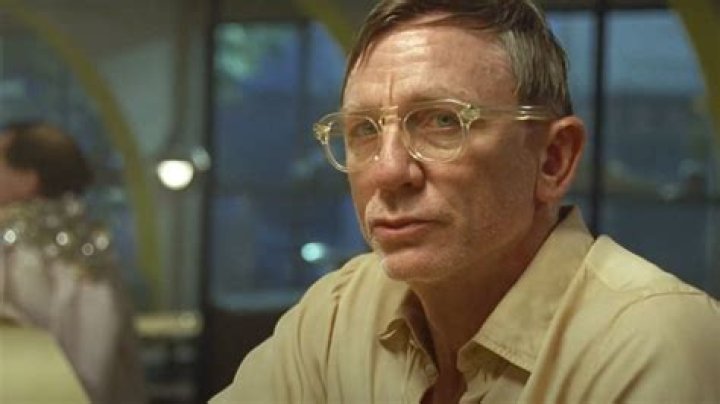 Can Daniel Craig Sing?