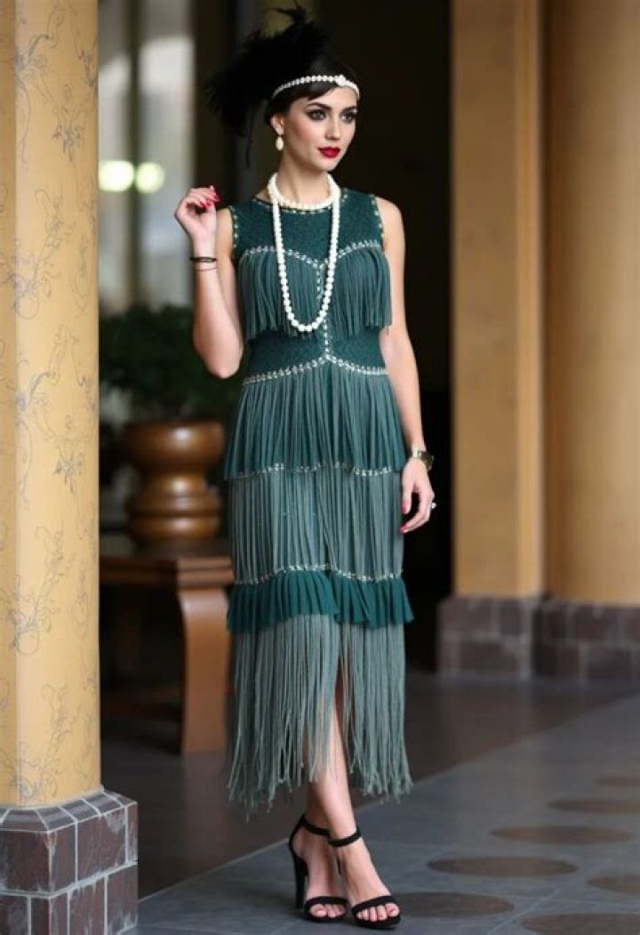 Olivia O’Brien Unveils Roaring 20s Inspired Music Video for “No Love” – Watch Now – Celeb Secrets