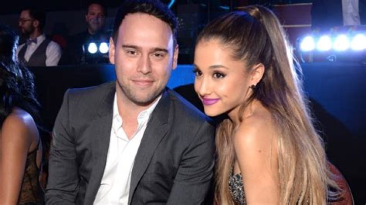 Who Does Scooter Braun Manage?